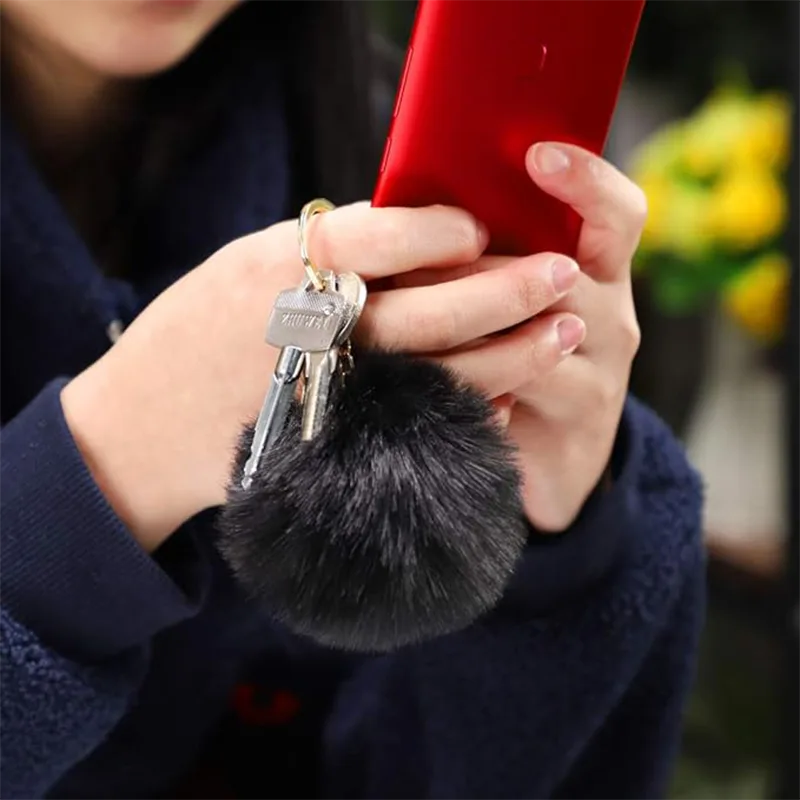 柔らかいフェイクファーのぬいぐるみ素材のキーホルダー